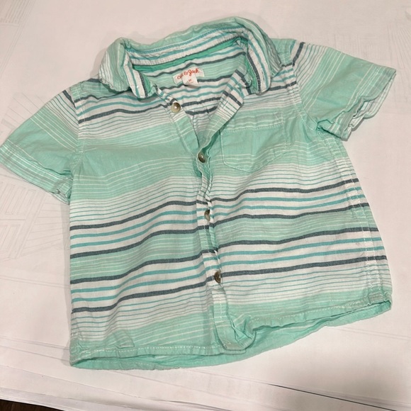 Cat & Jack button down shirt - Picture 1 of 4